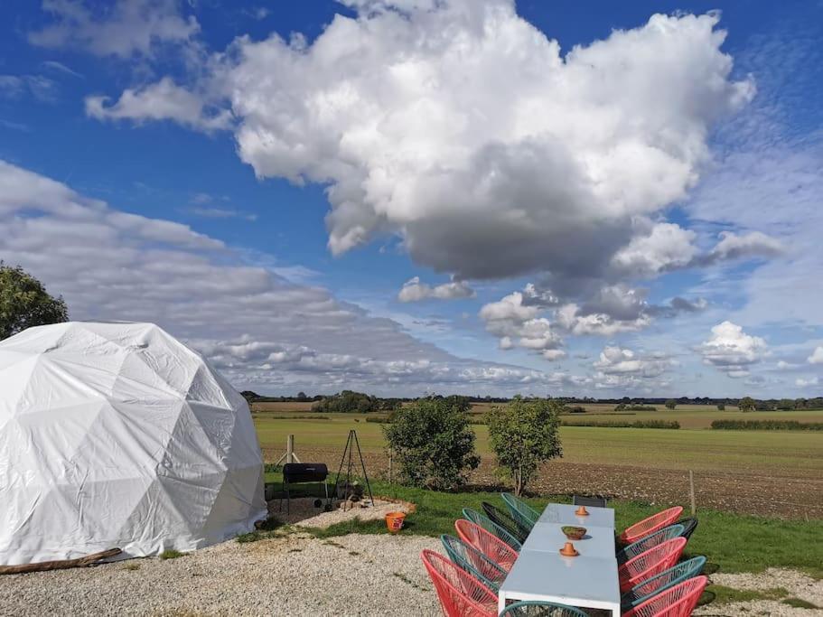 Appartamento Lincoln Star Dome, Hot Tub, Bbq Langworth Esterno foto